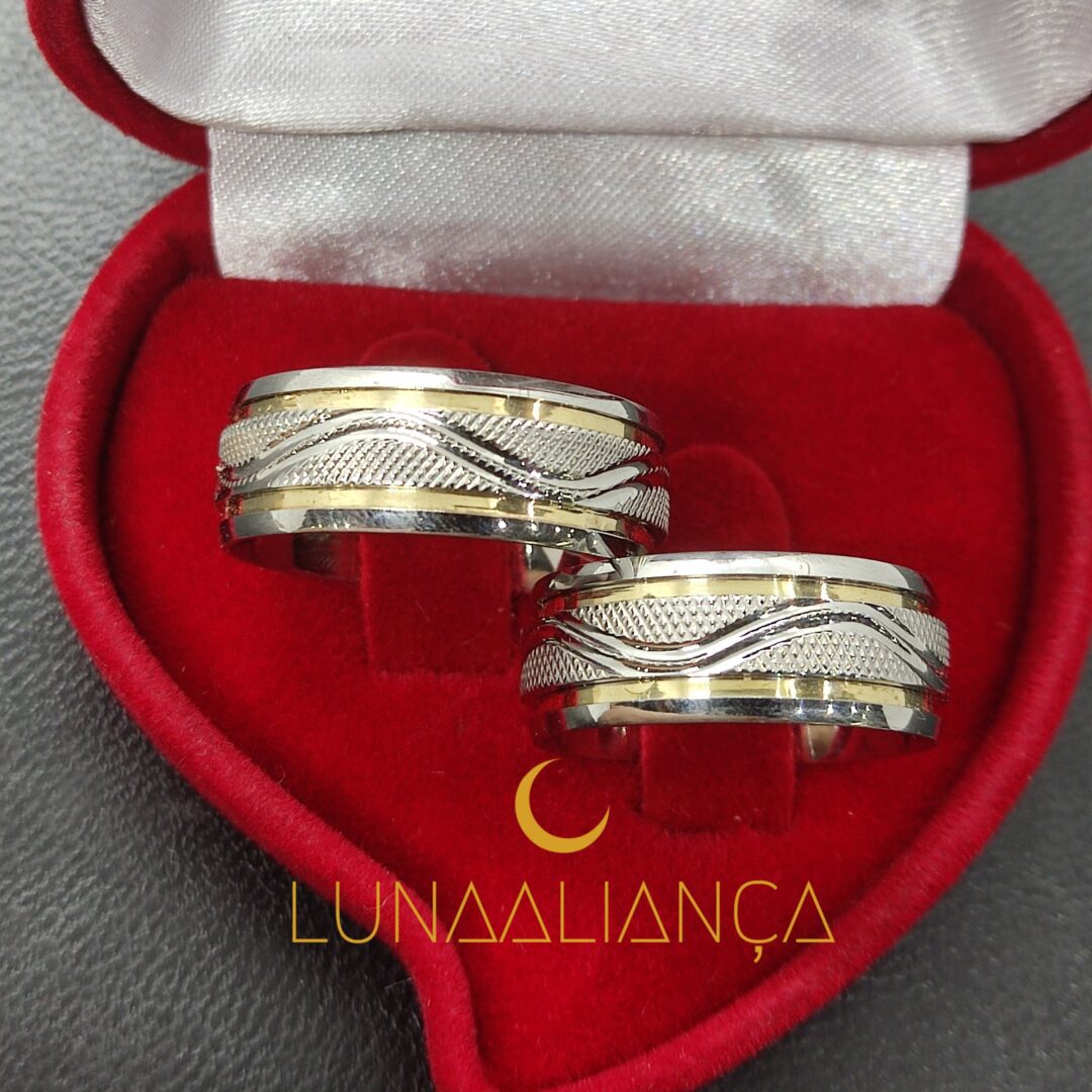 Aliança com 02 filetes de ouro aço inox 8.0mm